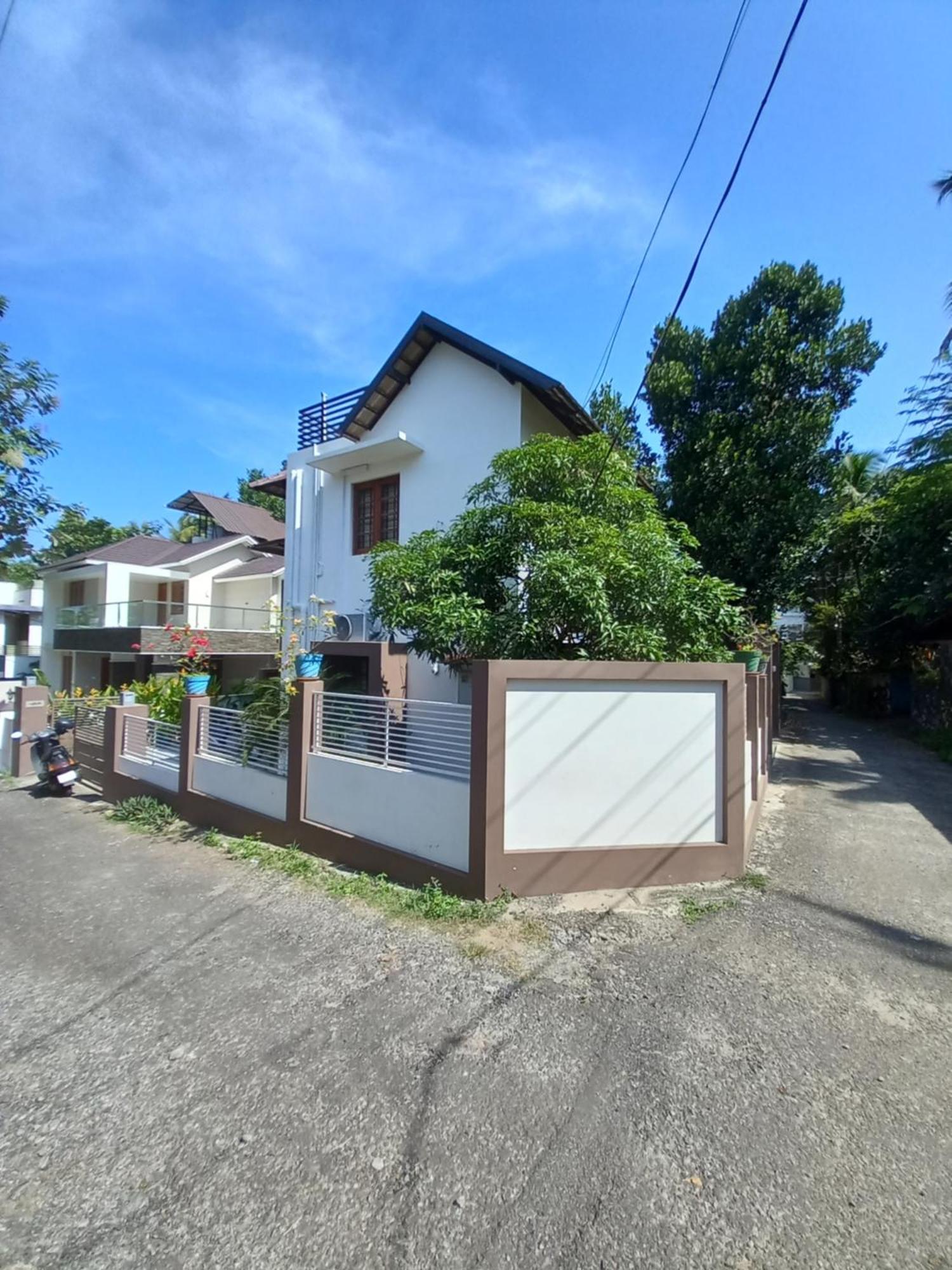 טריואנדרום Eka Homes 3Bhdk Villa מראה חיצוני תמונה